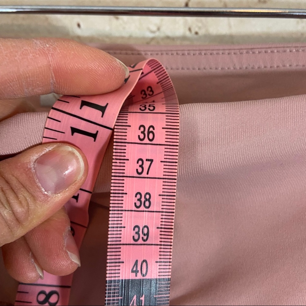Dusty pink high rise active leggings size small - Picture 7 of 10